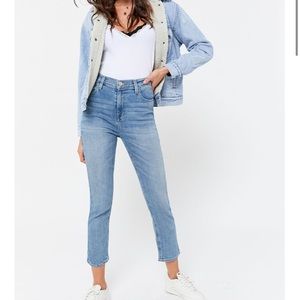 BDG Light Wash Girlfriend Jeans